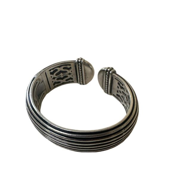Slane & Slane 925 Silver Cuff Bracelet - Picture 5 of 9